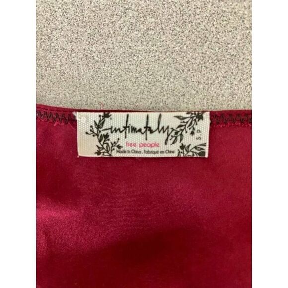 FREE People Lace Inset Plunging Cami Size S NWT - Picture 4 of 6